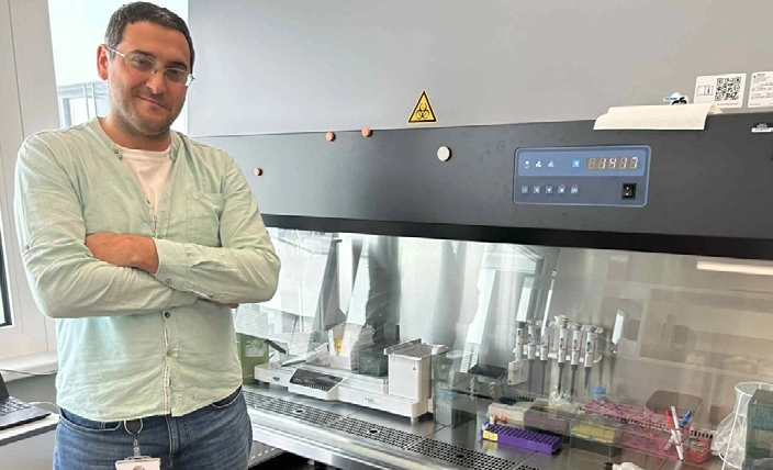 Photo credit: Dr. Aleksej Drino in his laboratory, photo courtesy of Dr. Aleksej Drino